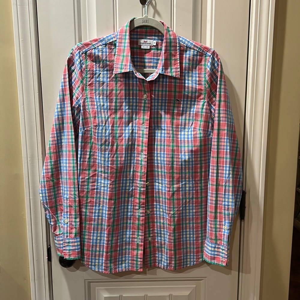 Vineyard Vines woman’s Pastel colors button down long sleeve shirt
